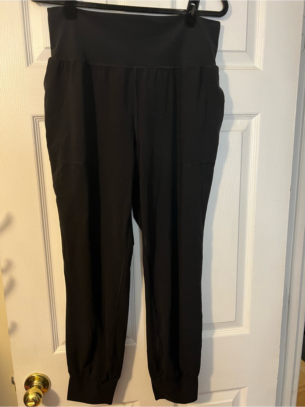 #061 Athleta Salutation Jogger Black Size Large Pockets Athleisure EUC
